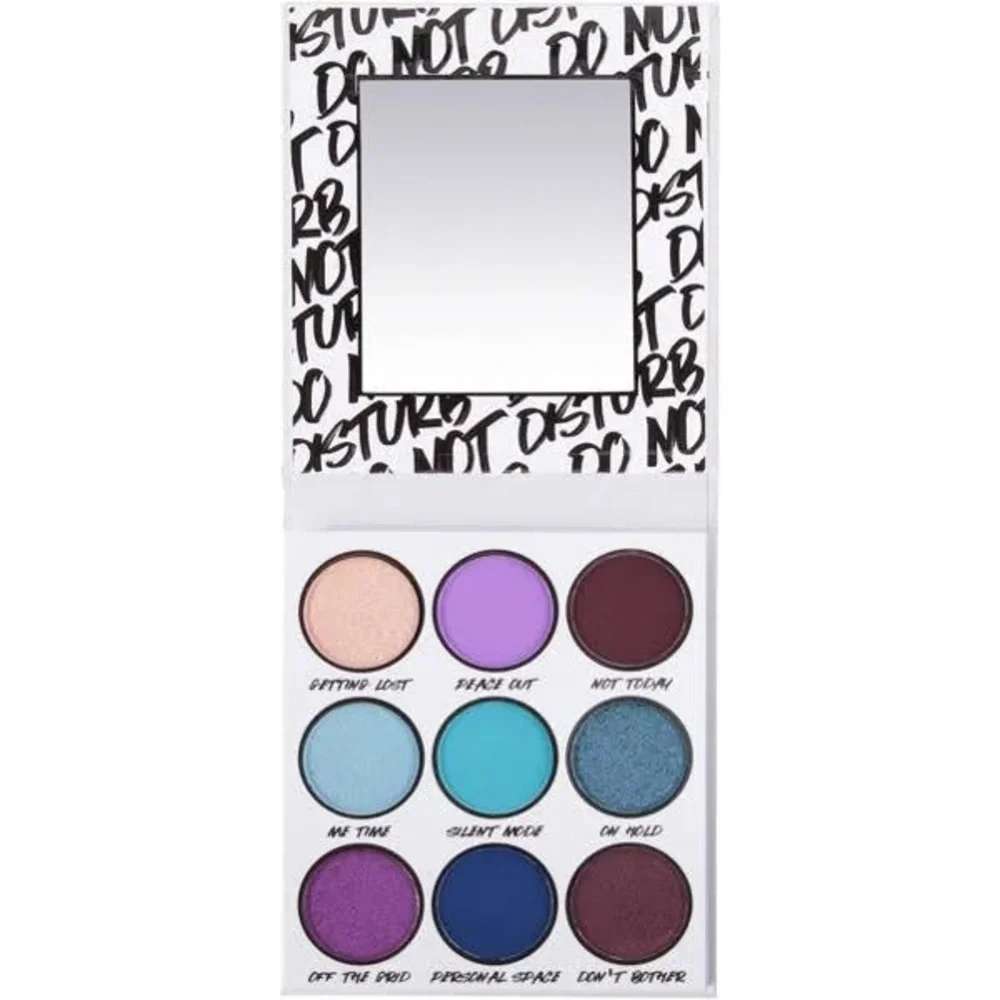 BH Cosmetics - Do Not Disturb Eyeshadow Palette with Mirror